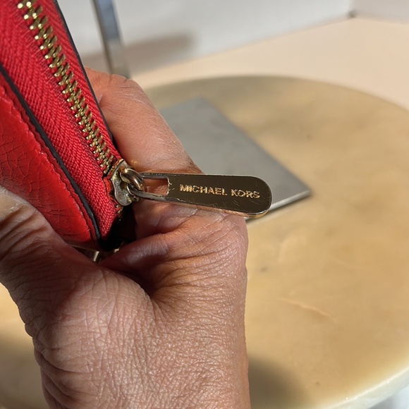Michael Kors Continental Zip Around Wallet - Picture 6 of 8